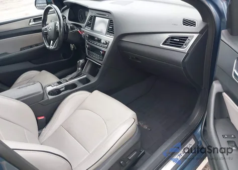 2015 Hyundai Sonata Limited 2.0T z USA, uszkodzony, nr VIN 5NPE34AB8FH150650